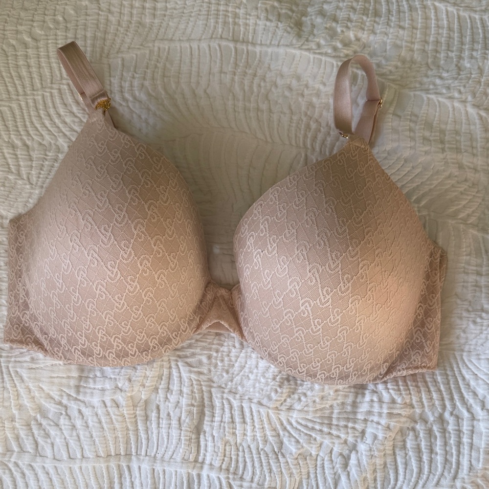 Victoria's Secret Light Pink Bra